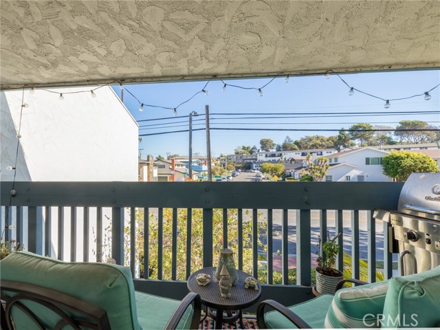 649 Prospect Avenue, Redondo Beach, California 90277, 2 Bedrooms Bedrooms, ,1 BathroomBathrooms,Residential,Sold,Prospect,IN21235128