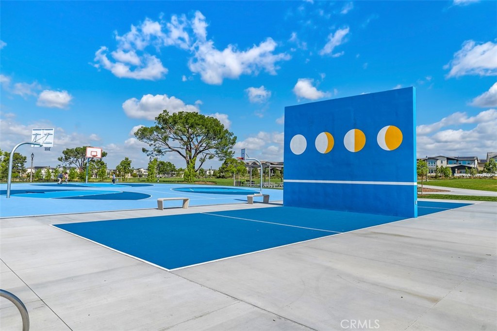 https://media.crmls.org/medias/da47d792-d409-4268-822e-c3094a9fbfe0.jpg?preset=X-Large
