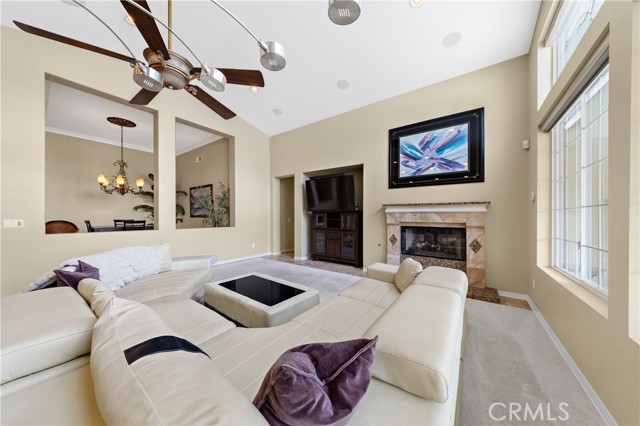 Detail Gallery Image 17 of 46 For 31686 Leather Wood, Winchester,  CA 92596 - 3 Beds | 3 Baths