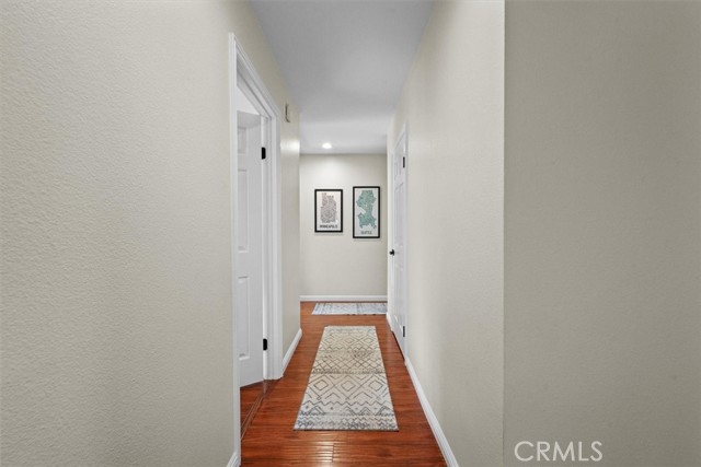 1643 Melody Circle, Corona CA: https://media.crmls.org/medias/da4926fa-d7d2-40a2-b287-ac254ba687bb.jpg