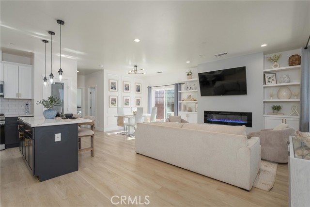 Detail Gallery Image 5 of 33 For 6404 Woodhall Ct, Paradise,  CA 95969 - 2 Beds | 2 Baths