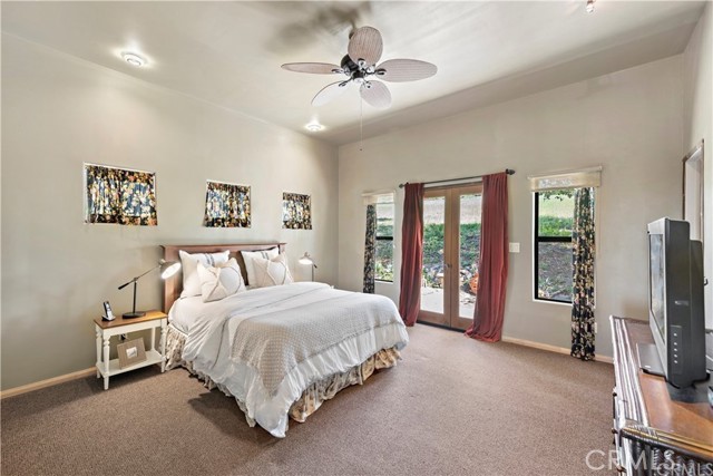 10950 Fox Springs Road, Murrieta CA: https://media.crmls.org/medias/da4a67b7-f67f-4095-b3ba-3a131b20ca4c.jpg