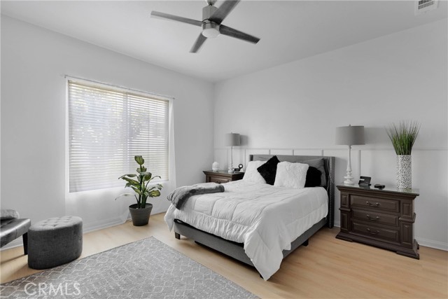 10065 Wilmington Lane, Apple Valley CA: https://media.crmls.org/medias/da4aa952-79bb-4673-bd8c-4094ab502e12.jpg