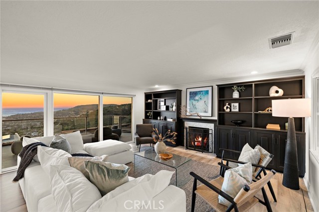 Detail Gallery Image 24 of 36 For 1651 Thurston Dr, Laguna Beach,  CA 92651 - 3 Beds | 3/1 Baths