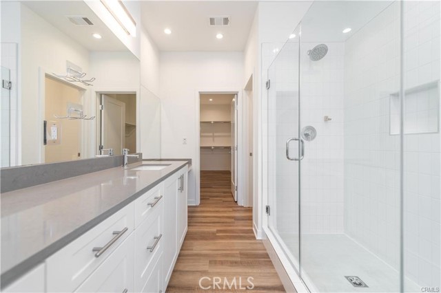 2276 Synergy, Irvine CA: https://media.crmls.org/medias/da4c7126-d8a3-4188-8ab6-f3ae3d7e13eb.jpg