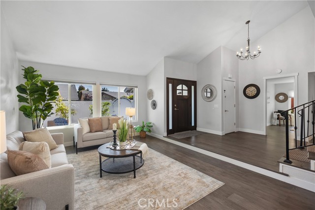Detail Gallery Image 8 of 51 For 33028 Christina Dr, Dana Point,  CA 92629 - 4 Beds | 3 Baths