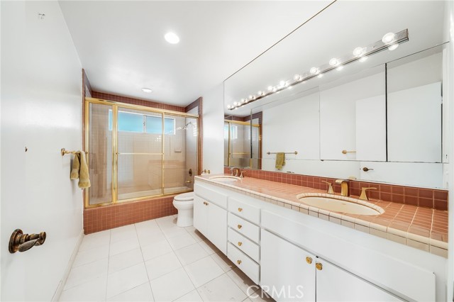 33932 Granada Drive, Dana Point CA: https://media.crmls.org/medias/da4cc43c-19b1-4123-87dc-ec4c00d3ed5e.jpg