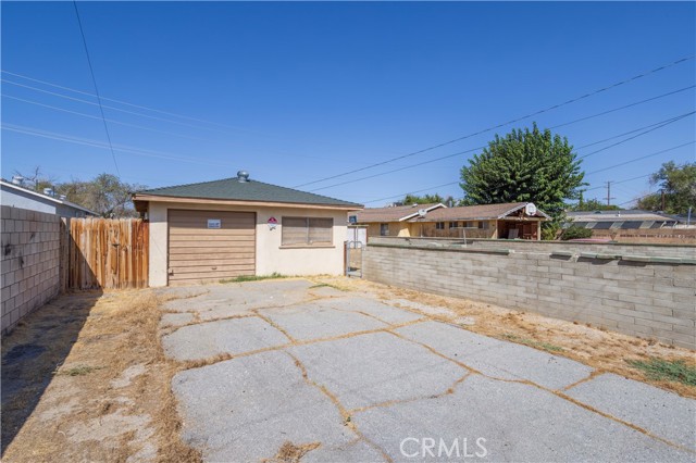 Detail Gallery Image 17 of 23 For 44632 Fern Ave, Lancaster,  CA 93534 - 4 Beds | 2 Baths
