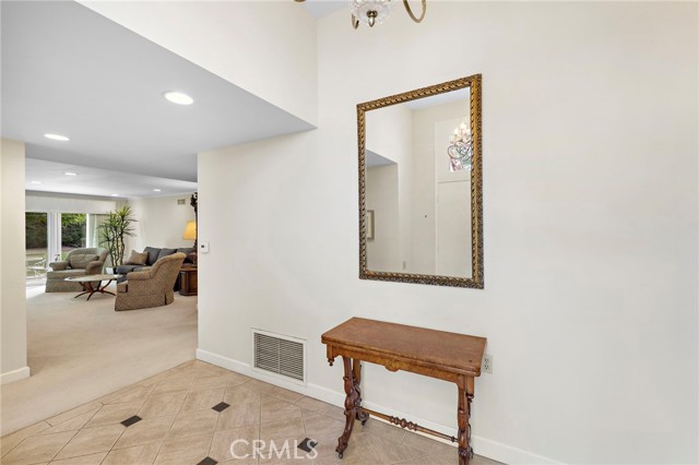 Detail Gallery Image 4 of 32 For 5215 Elvira, Laguna Woods,  CA 92637 - 3 Beds | 2 Baths