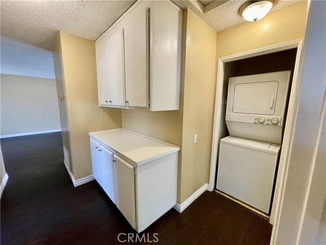 Detail Gallery Image 6 of 11 For 901 N Dalton Ave #D,  Azusa,  CA 91702 - 2 Beds | 1 Baths