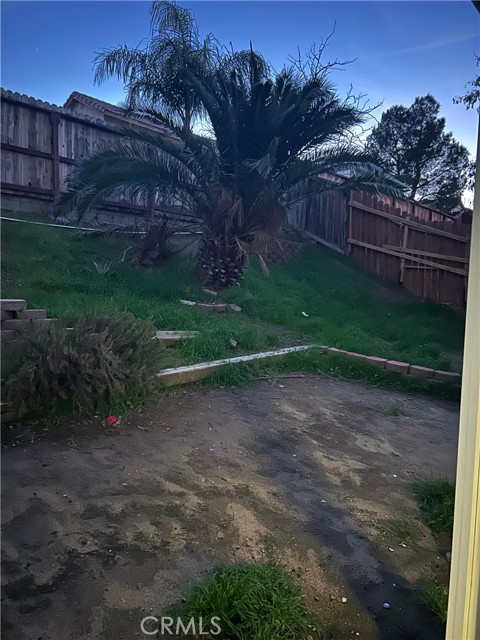 Detail Gallery Image 26 of 27 For 3030 Wellington, Palmdale,  CA 93551 - 5 Beds | 3 Baths