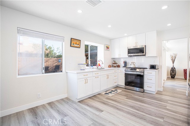 83960 Hopi Avenue, Indio CA: https://media.crmls.org/medias/da4ef284-6f99-4487-bf2e-425ac985a652.jpg