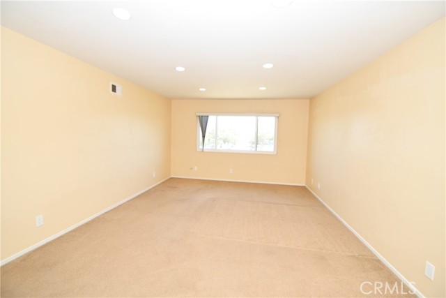 20318 Regina Avenue, Torrance CA: https://media.crmls.org/medias/da4f555f-0a07-4db7-a441-ecfa806c6e5b.jpg