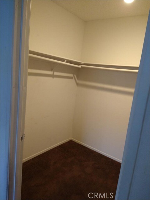 43731 8th E Street, Lancaster CA: https://media.crmls.org/medias/da4f7b6c-af07-4fde-8dd1-1fb547e2d75e.jpg