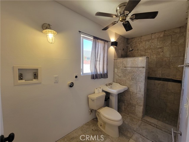 59120 Coyote Canyon Road, Anza CA: https://media.crmls.org/medias/da4fb409-f7c6-4382-9037-a423e41320ee.jpg