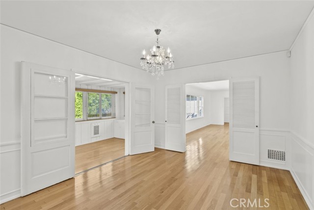 Detail Gallery Image 9 of 31 For 1525 Princess Dr, Glendale,  CA 91207 - 3 Beds | 2 Baths