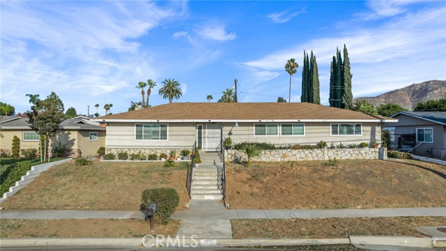 11857 11857 Mount Vernon, Grand Terrace CA: https://media.crmls.org/medias/da519bb6-01c1-4553-94e0-fcd3c6e7128c.jpg