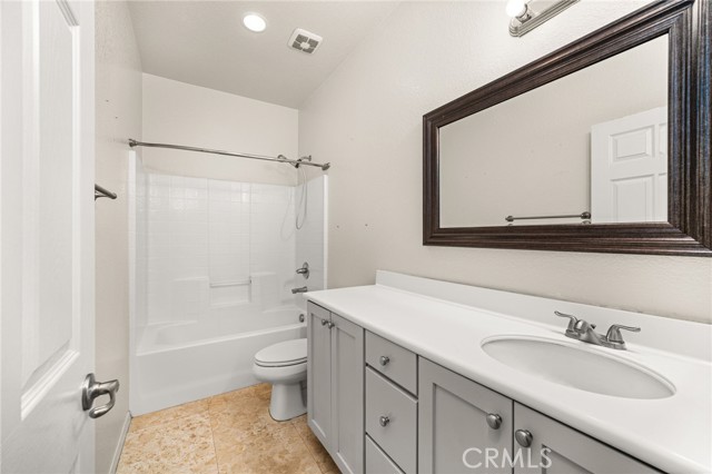 Image 21 of 45 For 1909 Crystal Cove Court