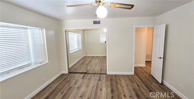 8730 N 6th, Downey CA: https://media.crmls.org/medias/da5266fc-3dae-4580-8910-3e866c656d13.jpg
