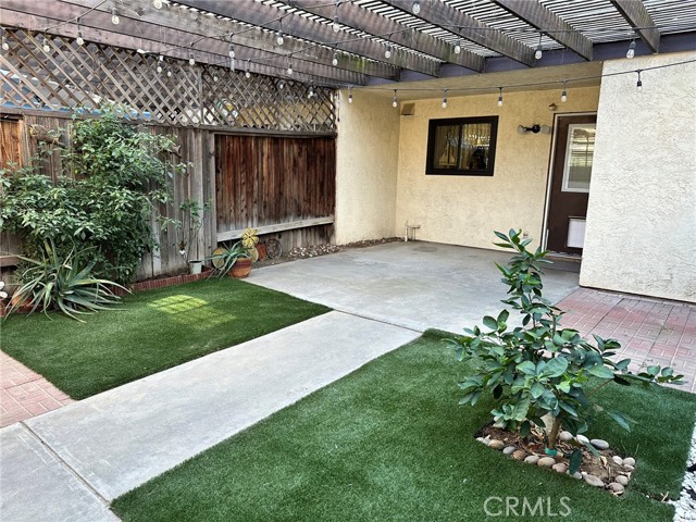 Detail Gallery Image 11 of 13 For 1405 Gemini Ct, Bakersfield,  CA 93309 - 3 Beds | 2/1 Baths