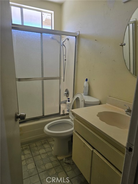 Detail Gallery Image 11 of 24 For 13097 Shirebourn, Moreno Valley,  CA 92553 - 4 Beds | 2/1 Baths