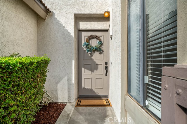 Detail Gallery Image 3 of 35 For 2667 Monterey Pl, Fullerton,  CA 92833 - 2 Beds | 2/1 Baths