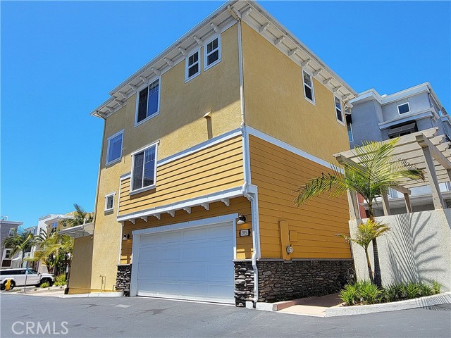 393 Wadsworth Avenue, Pismo Beach CA: https://media.crmls.org/medias/da549d5a-8277-451c-98c8-356fd2611c10.jpg