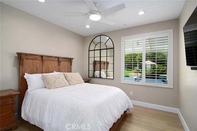 Detail Gallery Image 16 of 50 For 3941 Rock Hampton Dr, Tarzana,  CA 91356 - 5 Beds | 3 Baths