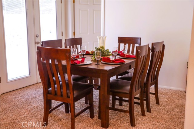 Detail Gallery Image 14 of 44 For 27932 Calypso Ln, Canyon Country,  CA 91351 - 4 Beds | 2 Baths