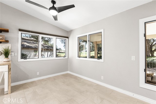 Detail Gallery Image 13 of 66 For 38260 Oaktree, Murrieta,  CA 92562 - 2 Beds | 2/1 Baths