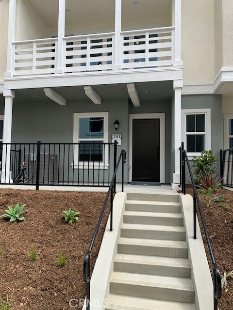 1369 Wingfoot, Carson CA: https://media.crmls.org/medias/da561555-1c81-432b-a4c1-0c9b5cf06d05.jpg