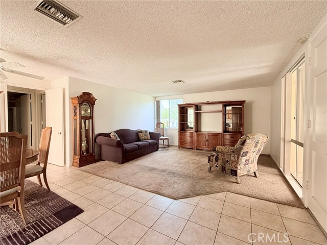 Detail Gallery Image 5 of 26 For 215 Avenida Majorca a,  Laguna Woods,  CA 92637 - 2 Beds | 1 Baths