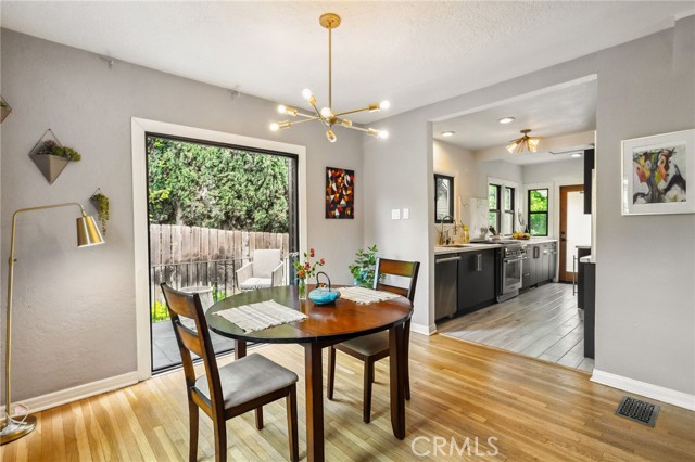 1812 Las Flores Drive, Los Angeles CA: https://media.crmls.org/medias/da57fd2b-9920-4bdf-9dce-f61d5a1d0c9a.jpg