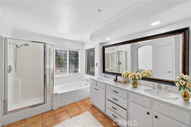 Detail Gallery Image 9 of 42 For 10658 Chiquita St, Studio City,  CA 91602 - 3 Beds | 2/1 Baths