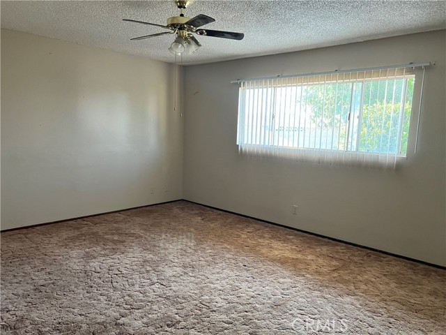 736 Marquesa Court, Hemet CA: https://media.crmls.org/medias/da580dee-bc64-4b92-b353-5e7dbdb1b1f1.jpg