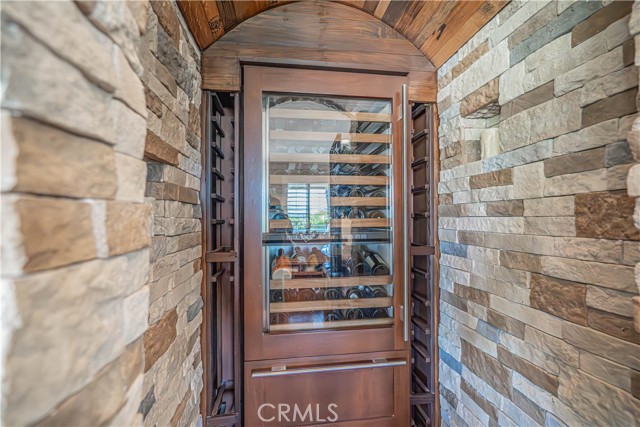 22348 Driftwood Court, Saugus CA: https://media.crmls.org/medias/da598031-51ea-4d63-b414-ca695c52cab6.jpg