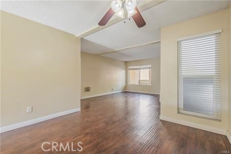 Detail Gallery Image 7 of 15 For 1040 W Macarthur #35,  Santa Ana,  CA 92707 - 2 Beds | 1 Baths