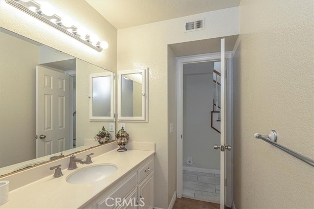 2307 Mathews Avenue, Redondo Beach, California 90278, 3 Bedrooms Bedrooms, ,2 BathroomsBathrooms,Residential,Sold,Mathews,SB21168858