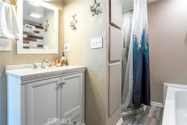 Detail Gallery Image 25 of 46 For 31569 Panorama Dr, Running Springs,  CA 92382 - 3 Beds | 2 Baths