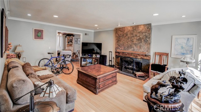 Detail Gallery Image 46 of 50 For 2401 E Avalon, Santa Ana,  CA 92705 - 5 Beds | 3 Baths