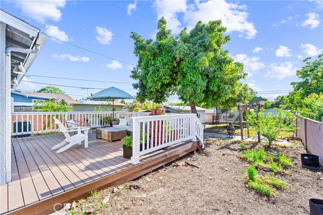 6023 Acacia Avenue, Whittier CA: https://media.crmls.org/medias/da5ace32-d4a0-4efd-abe4-16e86ff3ac84.jpg