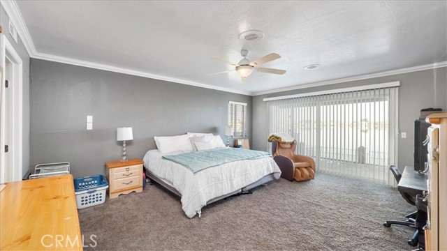 18099 Mariner Drive, Victorville CA: https://media.crmls.org/medias/da5adc85-1b53-4d60-b486-4a79939ef5b4.jpg