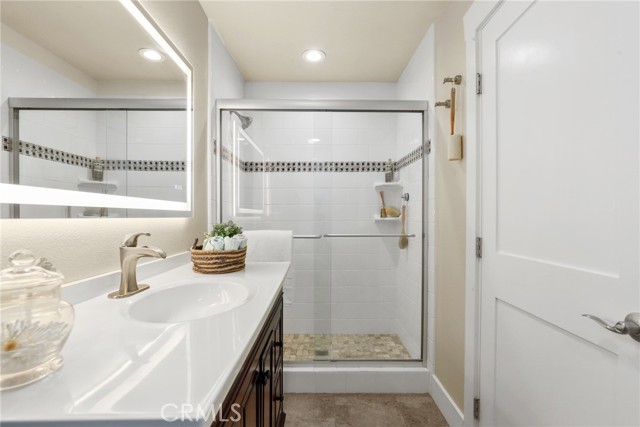 1808 Velez Drive, Rancho Palos Verdes, California 90275, 5 Bedrooms Bedrooms, ,2 BathroomsBathrooms,Residential,For Sale,Velez,SB25186521