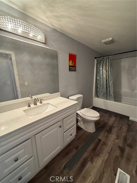 Detail Gallery Image 6 of 11 For 10244 Wrangler, Corona,  CA 92883 - 3 Beds | 2 Baths