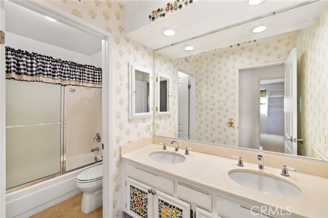 28215 Leticia, Mission Viejo CA: https://media.crmls.org/medias/da5ce8b6-65f9-4077-bf6b-a7d2ef206c77.jpg