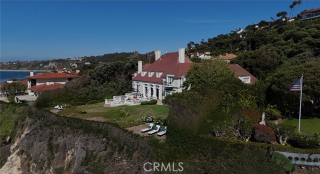 605 Paseo Del Mar, Palos Verdes Estates CA: https://media.crmls.org/medias/da5eba89-859f-4f8c-a245-bd23283805b1.jpg
