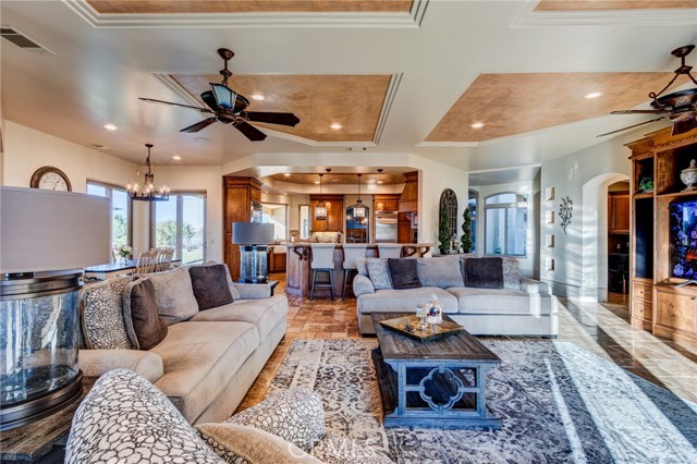 Detail Gallery Image 35 of 75 For 12260 Desert Rose Way, Oak Hills,  CA 92344 - 4 Beds | 4/1 Baths