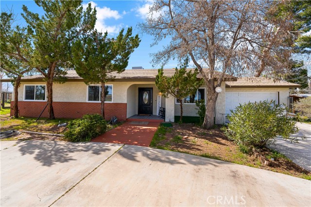 Detail Gallery Image 1 of 25 For 40121 13th St, Palmdale,  CA 93551 - 4 Beds | 2 Baths