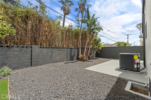1792 Crestmont Place, Costa Mesa CA: https://media.crmls.org/medias/da5fea27-1095-4f44-90a8-82cdfe58eb09.jpg