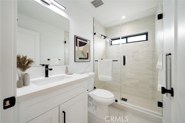 1334 9th Street, Santa Monica CA: https://media.crmls.org/medias/da60246f-255c-47ad-9af3-c4fbbdaef2dd.jpg